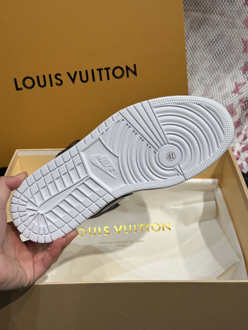 Louis Vuitton Sneakers